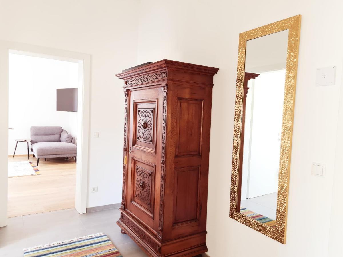 Beim Lanner - Franz Apartment Мондзее Екстериор снимка